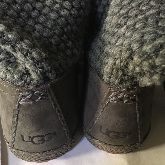 Ugg Lyza Knit Boots in Charcoal Grey, Size 8 - NEW - Picture 3 of 6